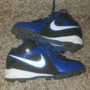 Boys size 11C Nike cleats